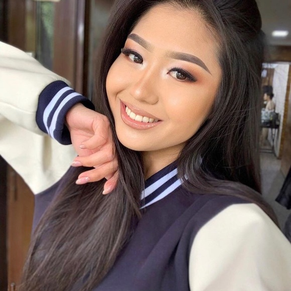 Meet your Posher, Serenity - Picture 3 of 3